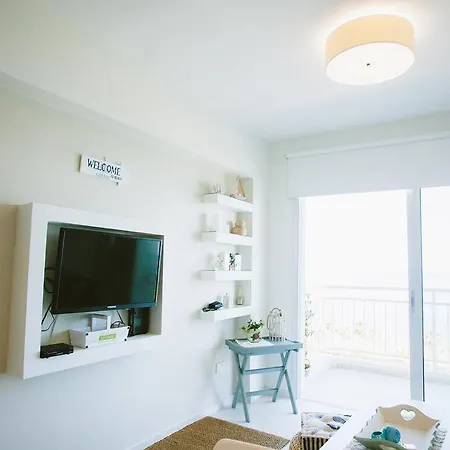Sea View Апартаменты Лимасол